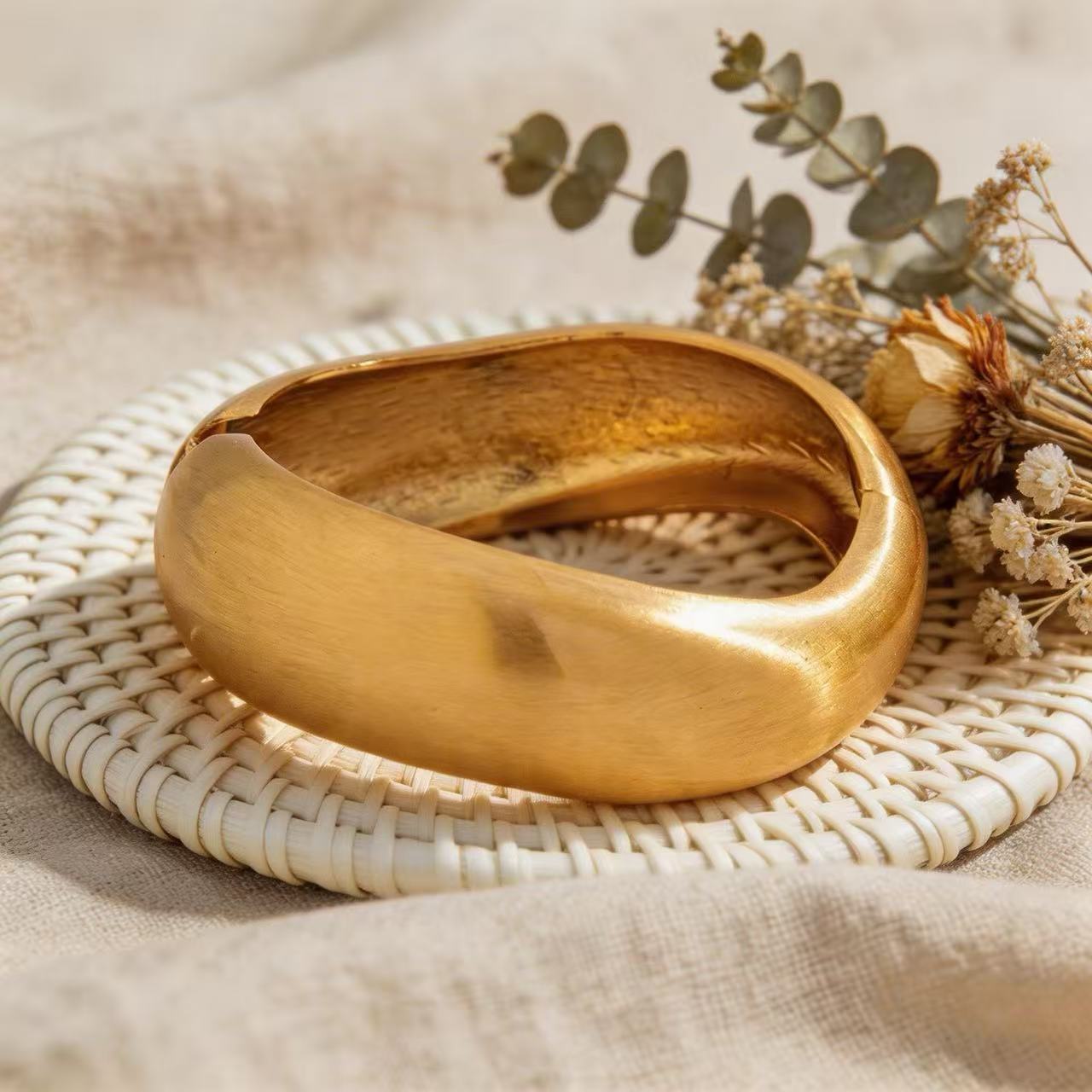 a5cc43bd-a4f6-4864-b0d1-7a33e39f7e02