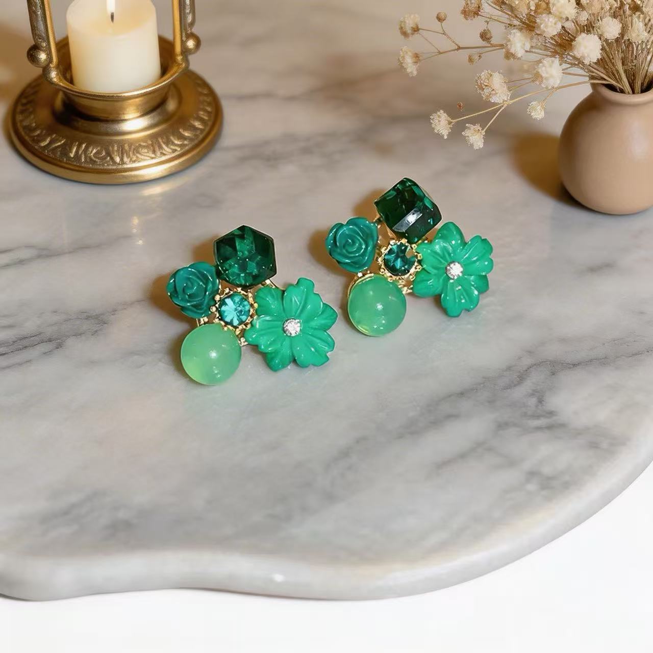When bold color-blocking meets a 3D garden