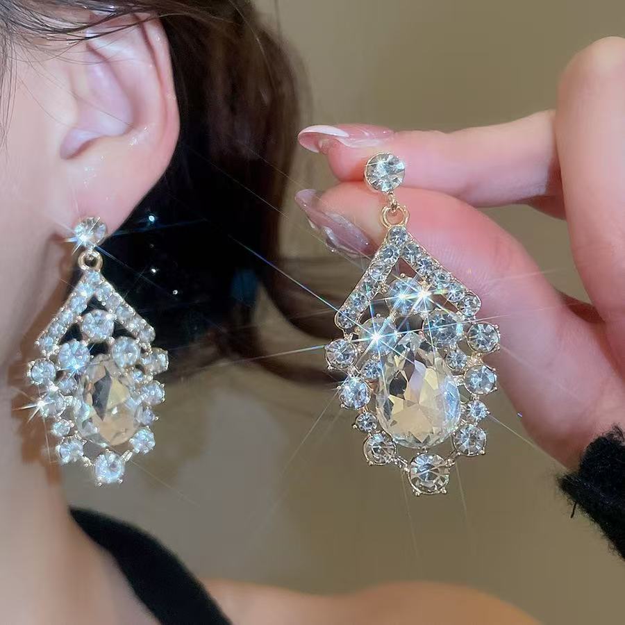 b4ab5f17-321b-4584-8782-d9eeaff593b3