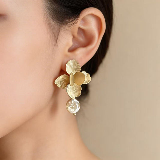 c1b8962b-92af-4f49-a4b4-c29486623677