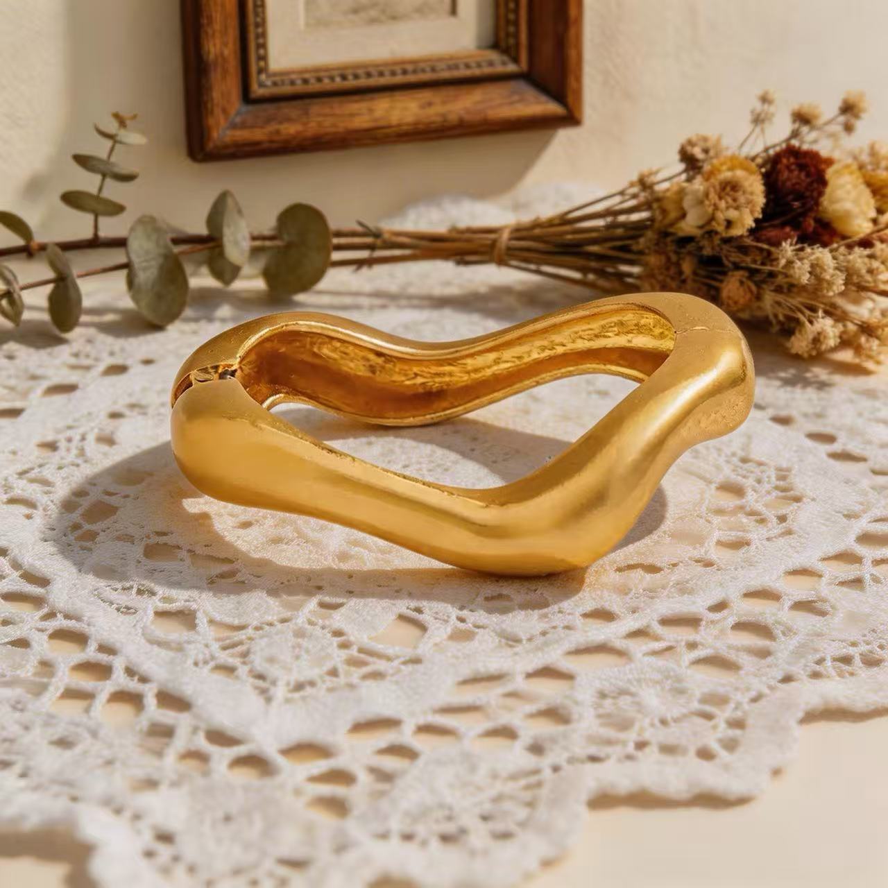 35e9d6a1-5233-465c-acd8-a2970e0cf31a