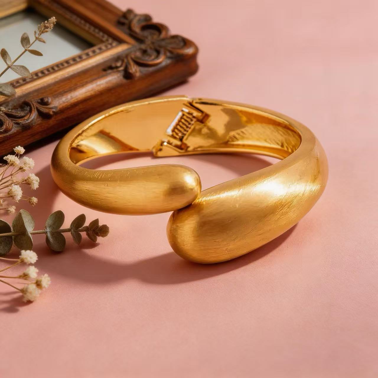 c62ef2ae-dec3-4f60-a69a-7d8b964abbb1